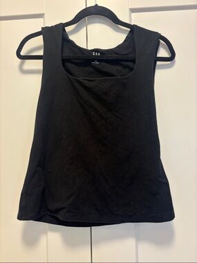 GAP Black Scoop Neck Tank size L